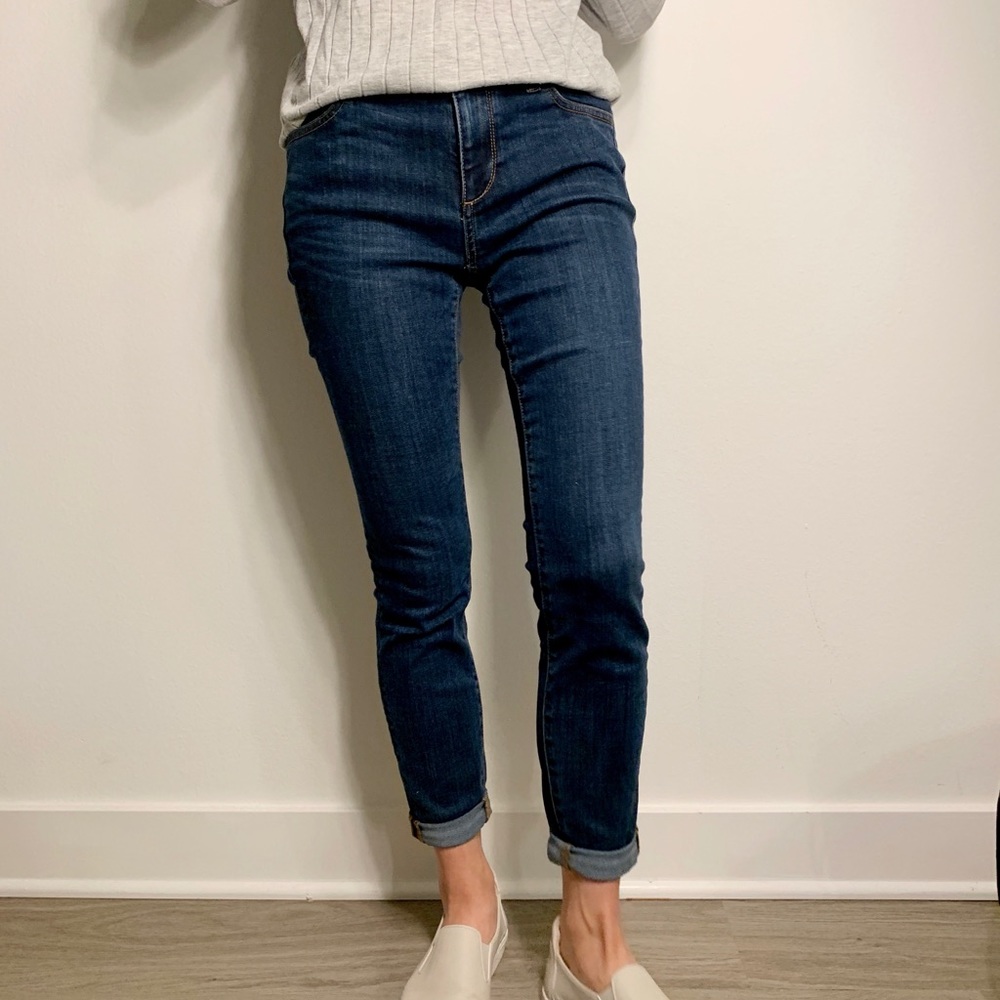 Ann Taylor Jeans (size4)